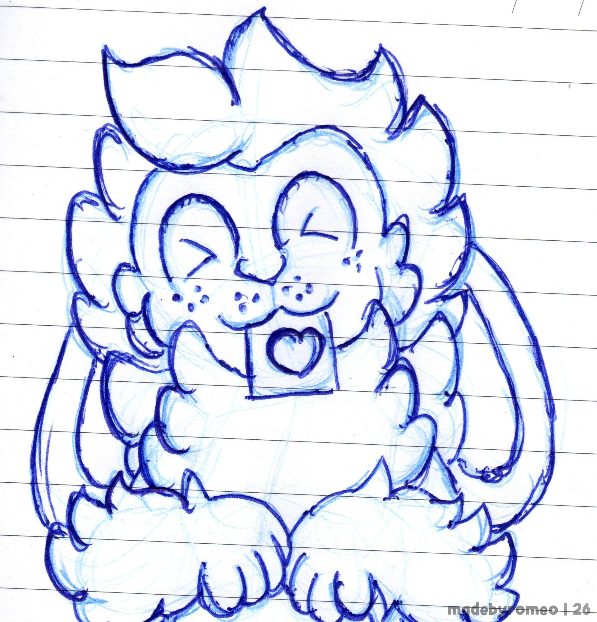 O Romeo está bem alegrinho, com uma carinha de >w< enquanto ele está segurando na boca uma cartinha com um coração