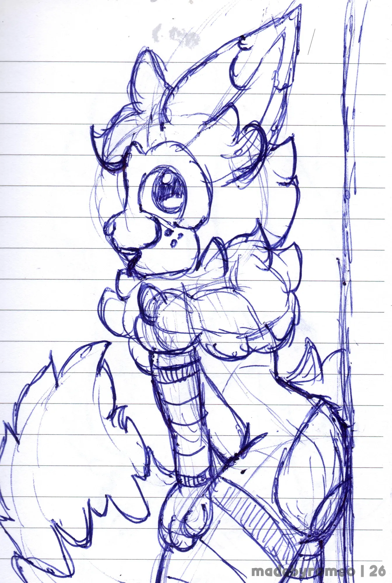 O Cannella está encostado numa parede e ele está de meias e manguitos